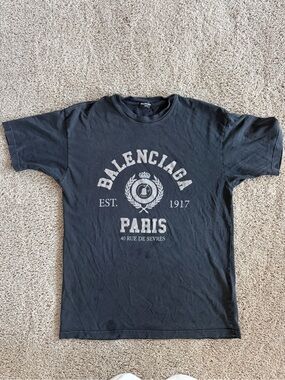 Balenciaga Black Graphic Logo Crewneck T-Shirt